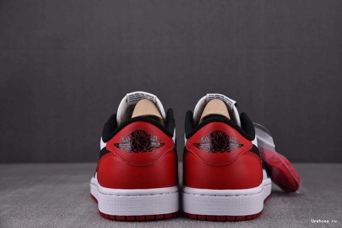 Toe (GS) Low 1 Jordan 553560-116 Black 1025